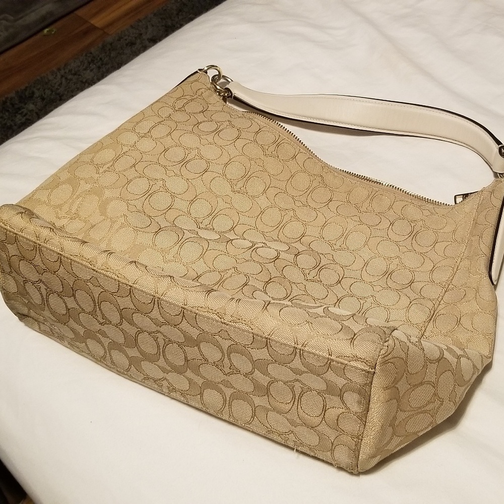 Coach shoulder bag